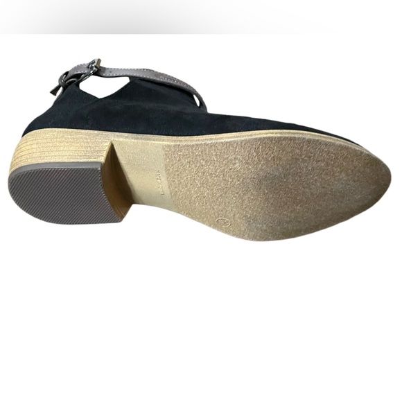 NEW Black Side Slit Cut-Out Booties - Picture 4 of 9